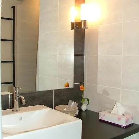 Bed & Breakfast Les Enselmes Montagnieu (Isere)