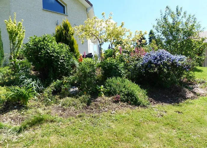 Les Enselmes Bed & Breakfast